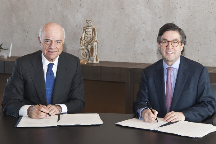 El president de BBVA, Francisco Gonzalez y el presidente del BID, Luis Alberto Moreno