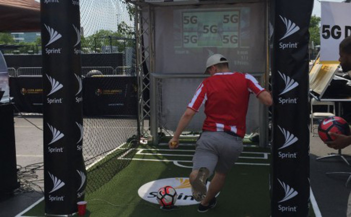 Demo del fútbol 5G con Ericsson y Sprint, en Filadelfia