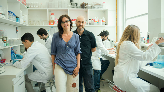 Tomás Falzone y Elena Avale. Foto: CONICET Fotografía