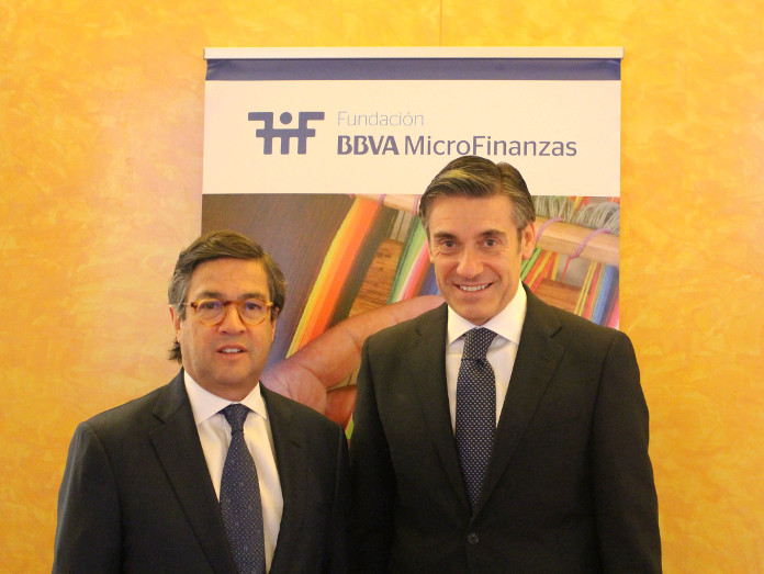 Luis Alberto Moreno, presidente del BID, y Javier Flores, director general de la FMBBVA