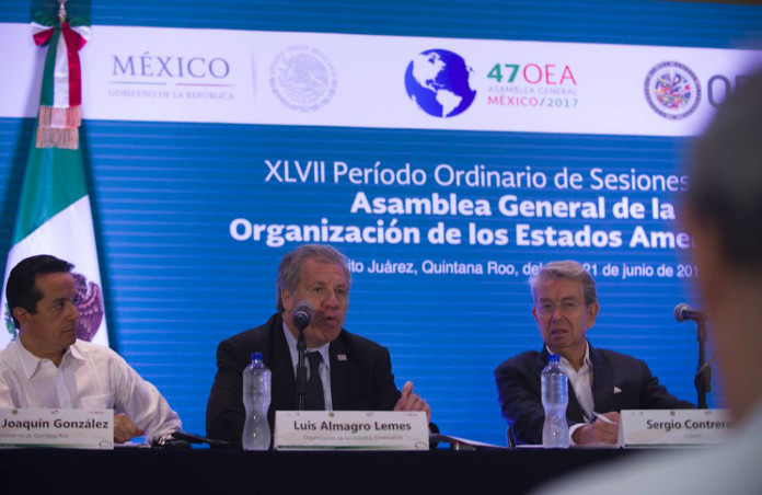 Luis Almagro en la primera jornada de la Asamblea de la OEA