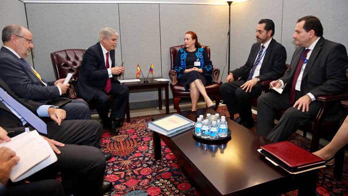 Reunión entre los ministros de Exteriores de España y Ecuador