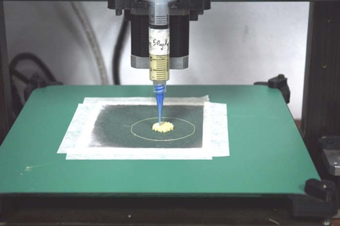 La biompresora del laboratorio en acción (CONICET Fotografía)