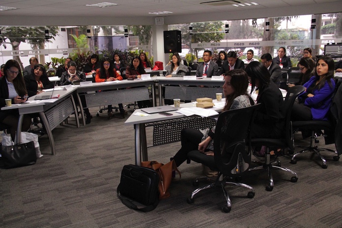Taller de gobierno corporativo de FMBBVA en Lima