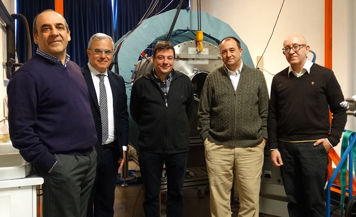 motor de plasma para propulsar minisatélites UPM y Aernnova Aerospace