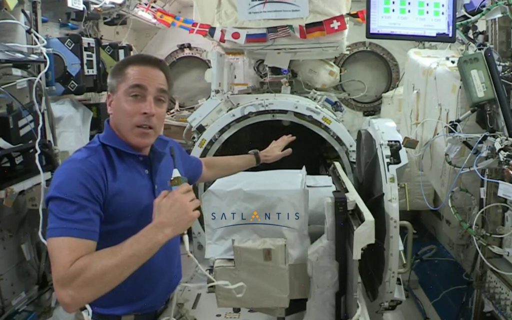 La cámara óptica más pequeña del espacio es española y ya funciona en la Estación Espacial internacional