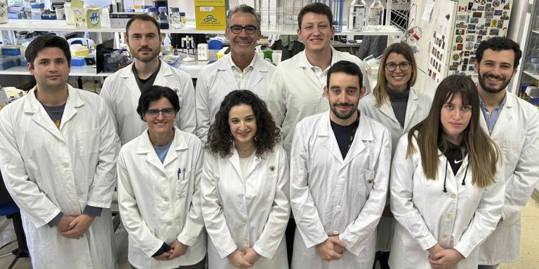 UCm npmA2 gen superbacteria resistencia antibiótico bruno González zorn