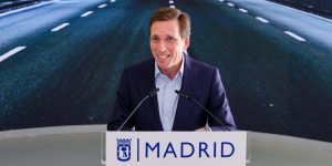 martínez-almeida madrid m-30 balizas túneles Waze google maps