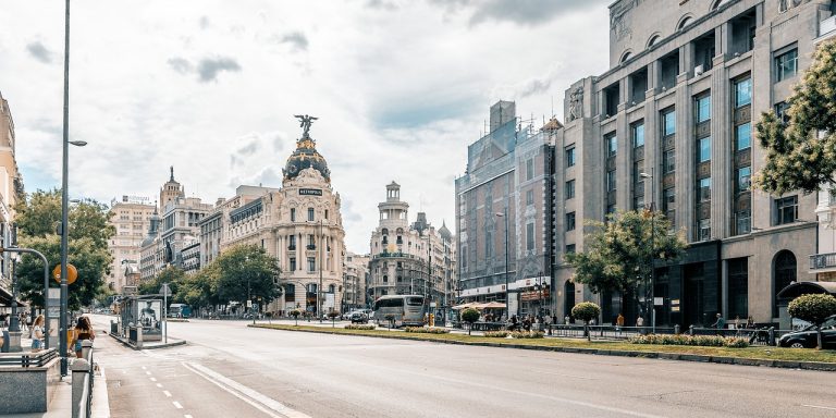 madrid informe gem emprendimiento angel niño