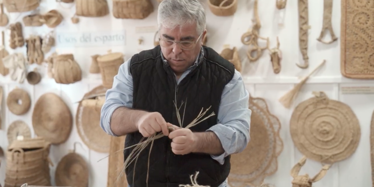 El maestro espartero Pedro Antonio Blanco Ubalde gana el Premio Nacional de Artesanía 2025. “La artesanía nos dice de dónde venimos”