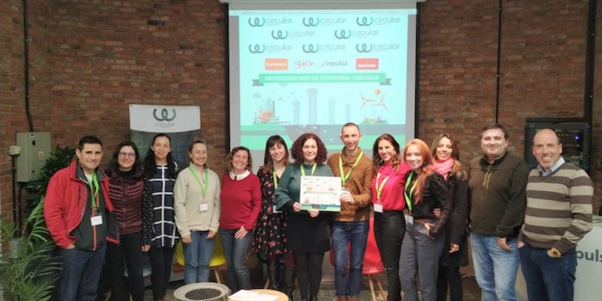 Participantes de Circularweekend Gijón en una de las sesiones