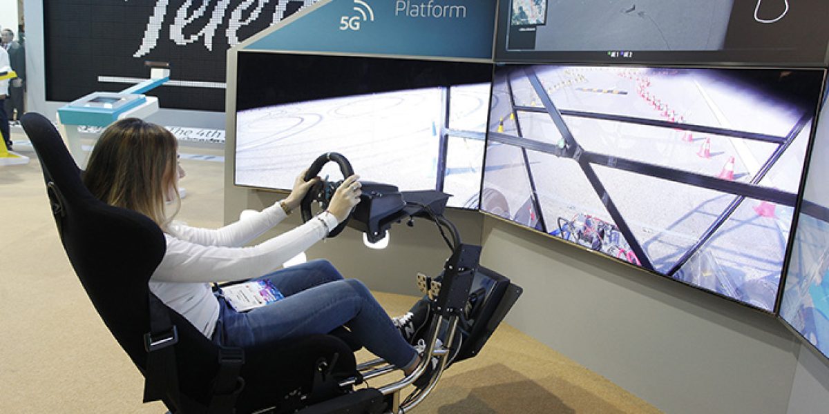 Telefónica Ericsson Mobile World Congress conducción 5G