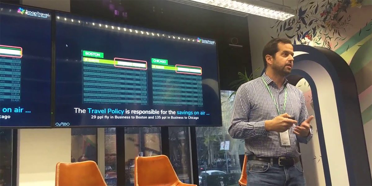 Dennis Vilovic, cofundador de TROOP, durante una presentación en un fotograma tomado de Youtube.
