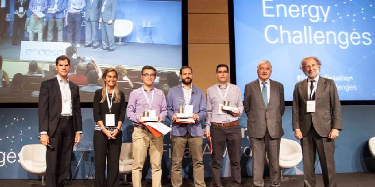 Foto con los premiados