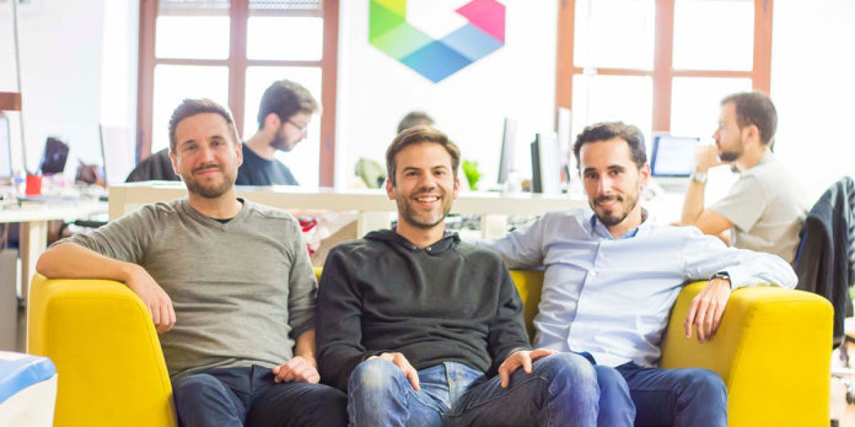 Luis García, Juan Rubio y Chema Roldán, fundadores de Genial.ly.